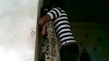 मेरी सेक्सी फिल्म चाहिए मूवी हॉट भाभी मुझे रसोई में चुदाई के लिए देखती है