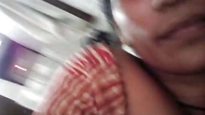 कर्मचारी मेरे फुल मूवी सेक्स वीडियो लंड को मुखमैथुन से साफ़ करता है