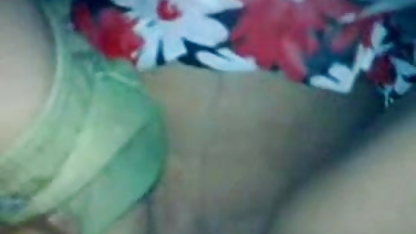 लूना स्टार फिर से अपने गहरे इंग्लिश सेक्सी मूवी वीडियो गले दिखा