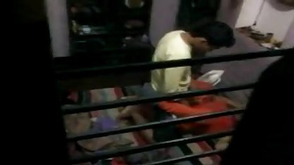एक गधा भोजन और एशियाई Miko दाई के बॉलीवुड मूवी सेक्सी लिए एक बकवास