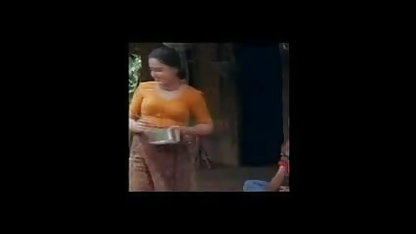 मेरी चचेरी बहन बॉलीवुड की सेक्सी मूवी कितनी प्यारी है जब वह सो जाती है