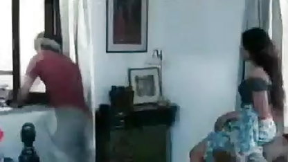 लतीना एक वेश्या सेक्सी मूवी एक्स एक्स एक्स है