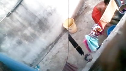 संचिका स्पेनिश मूवी की सेक्सी डबल प्रवेश के साथ एक गैंगबैंग करता है