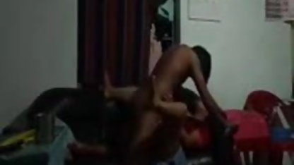 अपनी नई हॉलीवुड सेक्सी फुल मूवी और शातिर प्रेमिका के पैरों पर चलने का रुख