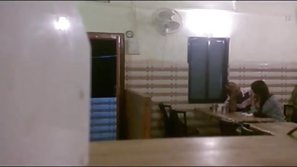 वह खरीदारी एक्स एक्स एक्स वीडियो फुल मूवी करने आती है और उसे कमबख्त को खत्म करने के लिए मना लेती है