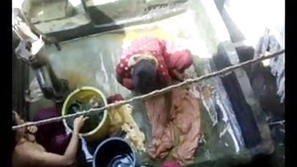 आखिर में मेरा रूममेट मेरी फुल सेक्सी मूवी चूत को खाने आता है