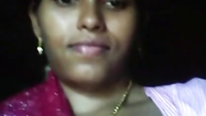 वह नीचे झुकता है और जब वह अपनी मिनीस्क्रीम उठता है तो उसके पास हिंदी सेक्सी वीडियो फुल मूवी एक डिल्डो होता है!
