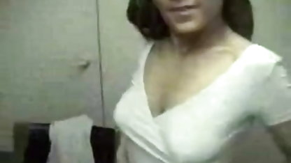 मैं इस परिपक्व गोरा को एक साथ आराम करने सेक्सी हिंदी मूवी सेक्सी के लिए एक होटल में ले जाता हूं