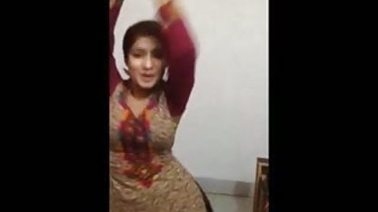 सुंदर अलीना वेस्ट के फुल सेक्सी मूवी हिंदी में चेहरे और चूत में दौड़ना