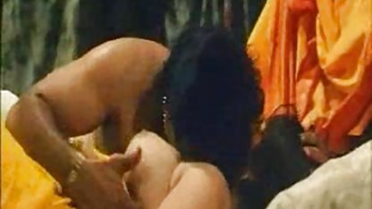 मेरी प्रेमिका कितनी लचीली है, इसलिए उसे एक फुल मूवी वीडियो में सेक्सी कठिन चुदाई देना अच्छा लगता है!