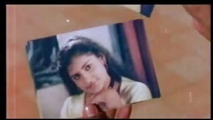 इस खूबसूरत शरीर को सहलाना और हिंदी में सेक्सी मूवी फिल्म चोदना एक आनंद है