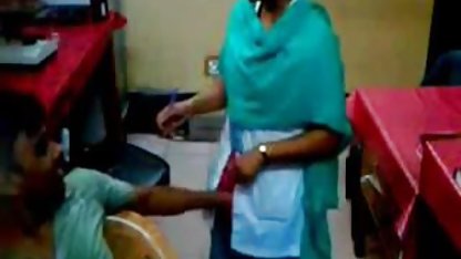 लॉकर कमरे कामसूत्र सेक्सी वीडियो मूवी में चंचल समलैंगिकों